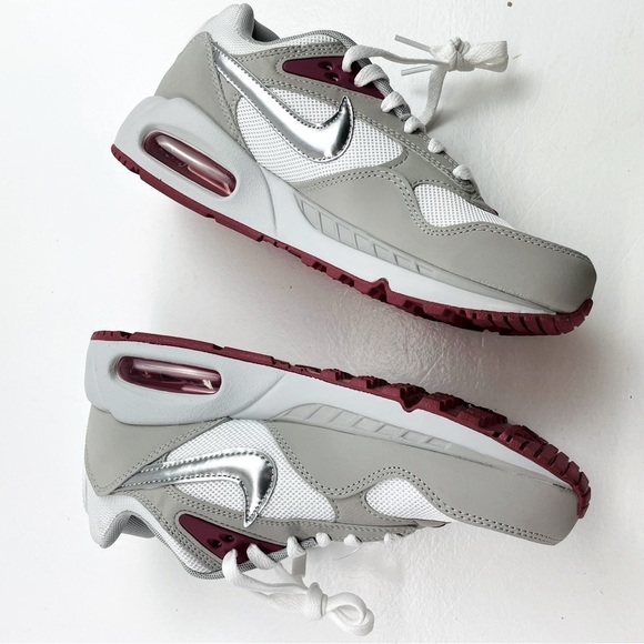 Nike Women's Air Max Correlate Running Shoes White Fuchsia Gray size 8 - Picture 2 of 8